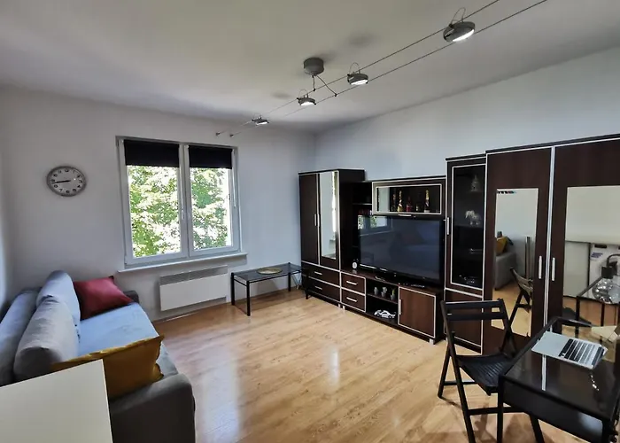 Small In Heart Of Apartamento *